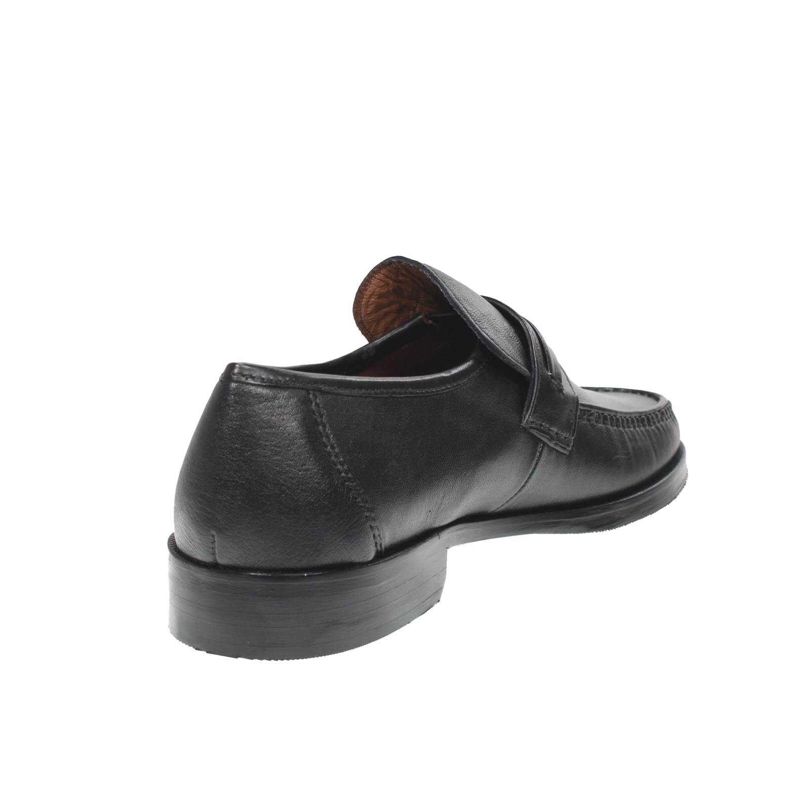 OFFICINA DEL CUOIO Mocassins en cuir avec talon Homme noir Photo 4