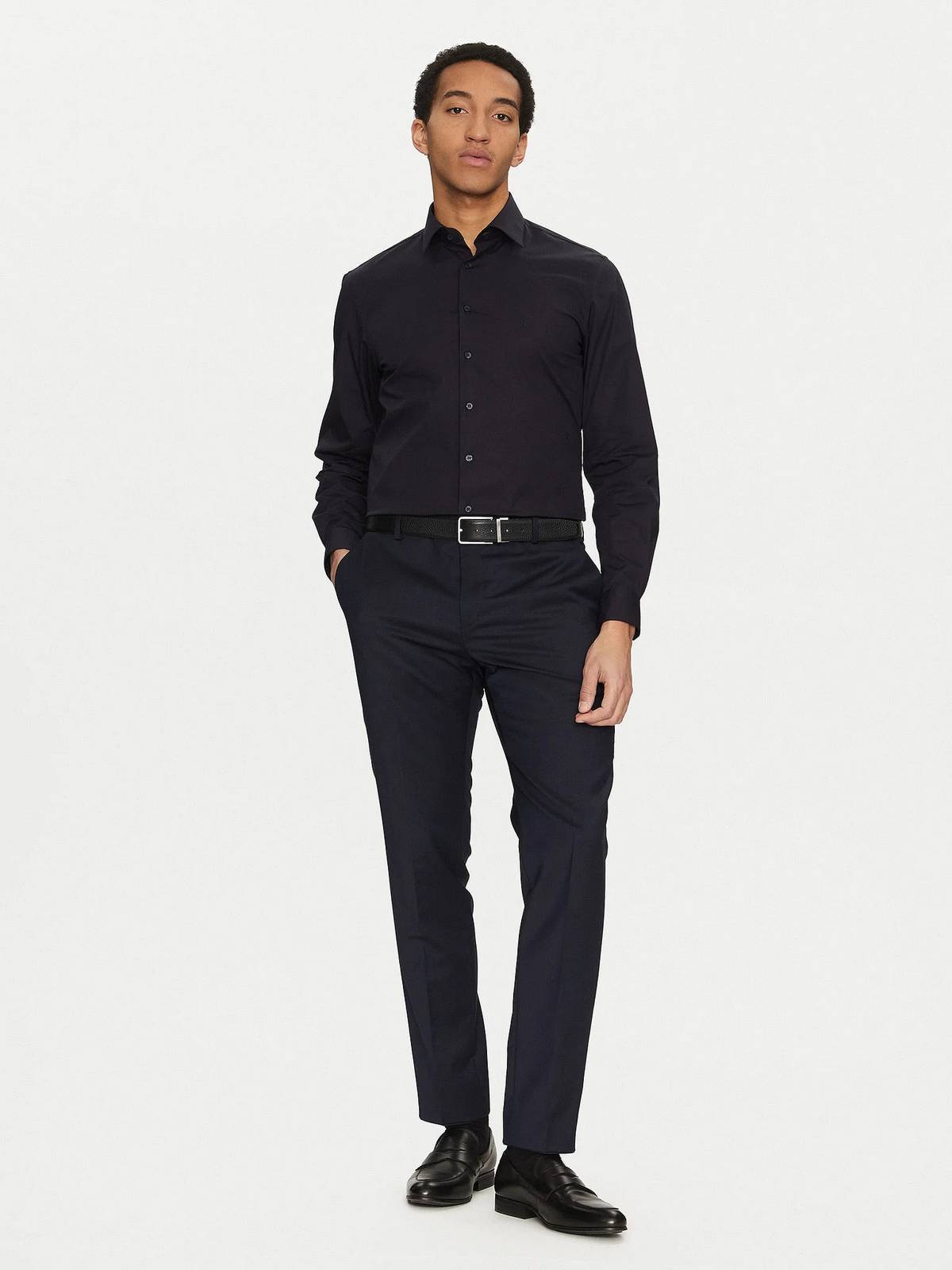 CALVIN KLEIN MENSWEAR POPELINE-STRETCH-SPANNHEMD Herren blau Foto 4
