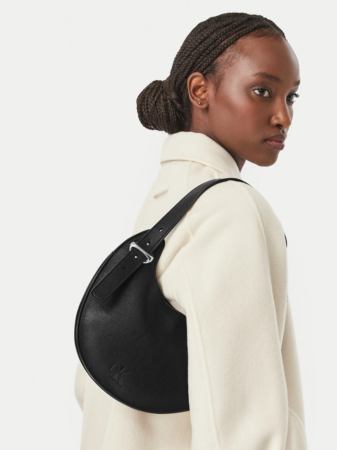 CALVIN KLEIN JEANS CK shoulder bag Woman black Photo 2