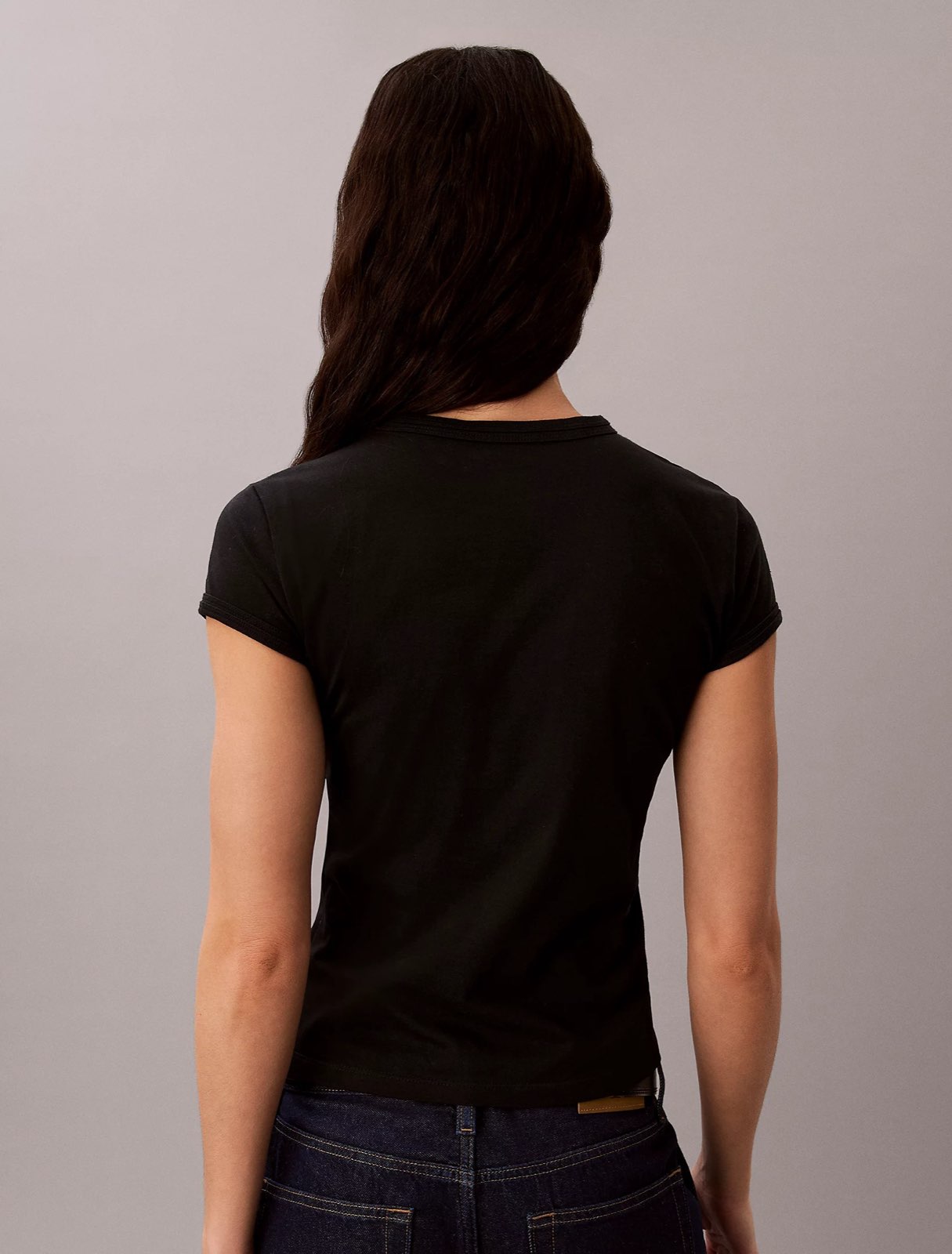 CALVIN KLEIN JEANS T-Shirt Slim Fit mit Herz-Logo Damen schwarz Foto 3