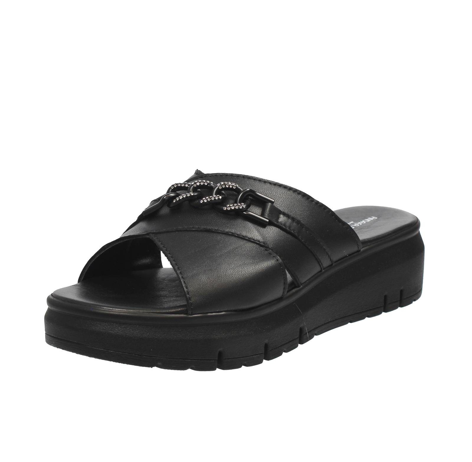 Андреа Пьераго Руководит лабораторией в Шварце - Дамен Шухе, доктор медицинских наук, профессор