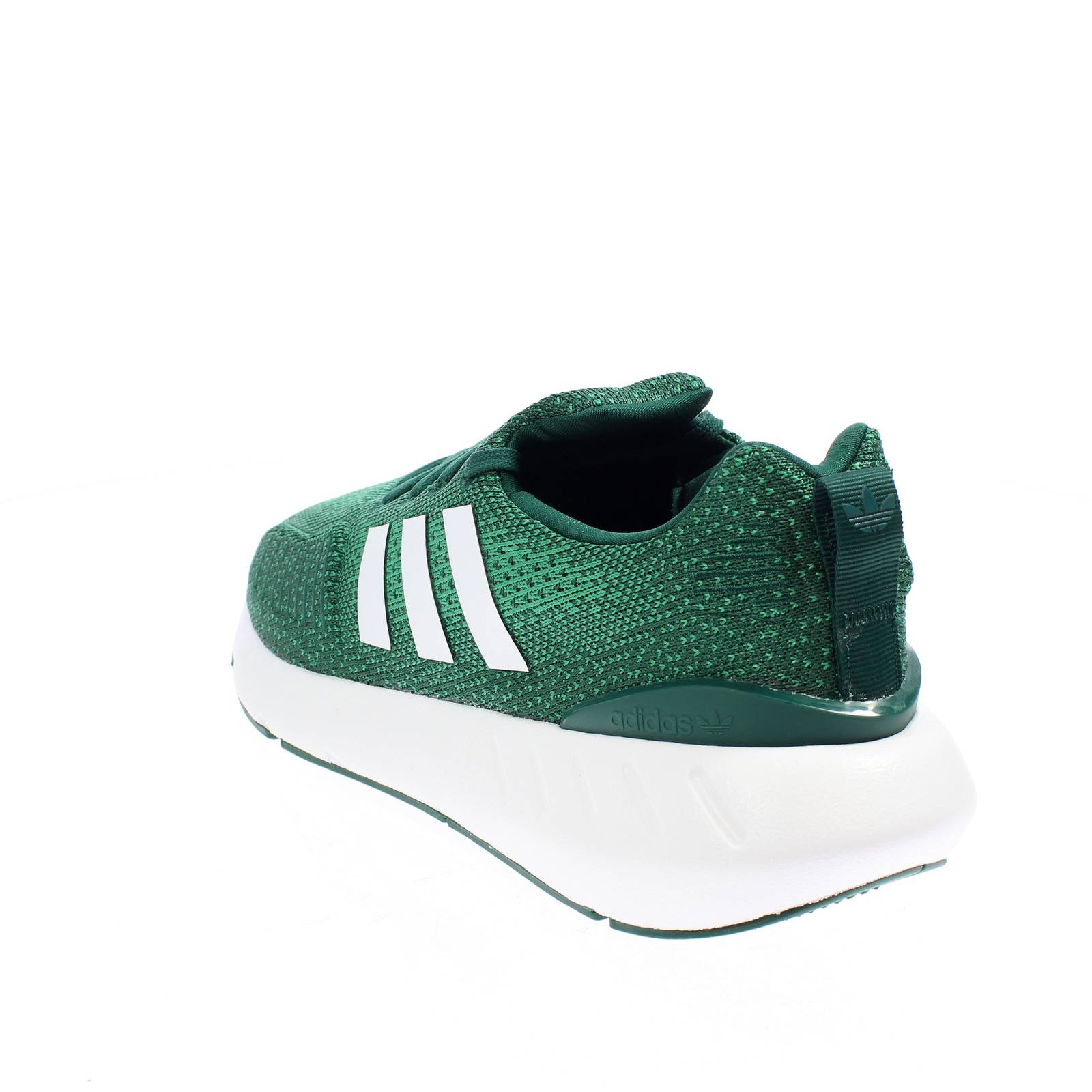 ADIDAS ORIGINALS Swift Run 22 Man green Photo 4