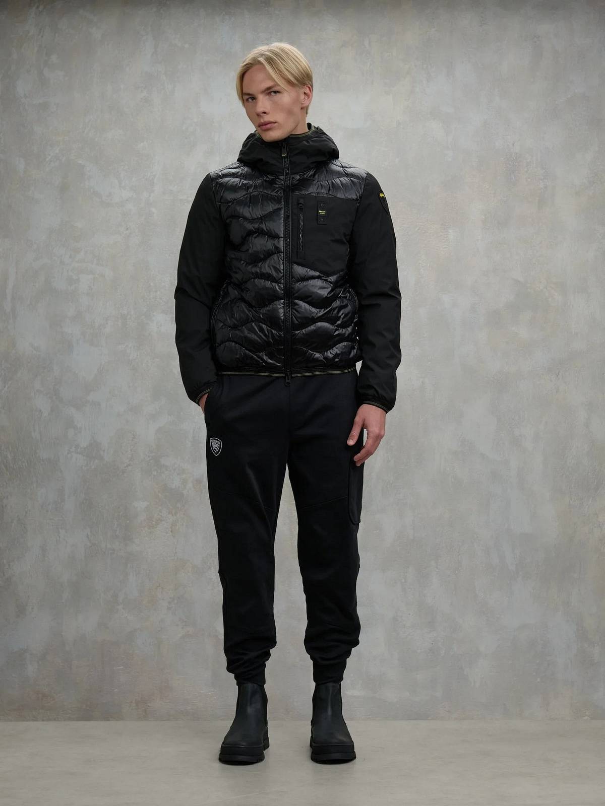 BLAUER Albert - kurze Daunenjacke mit Kapuze Herren schwarz Foto 3