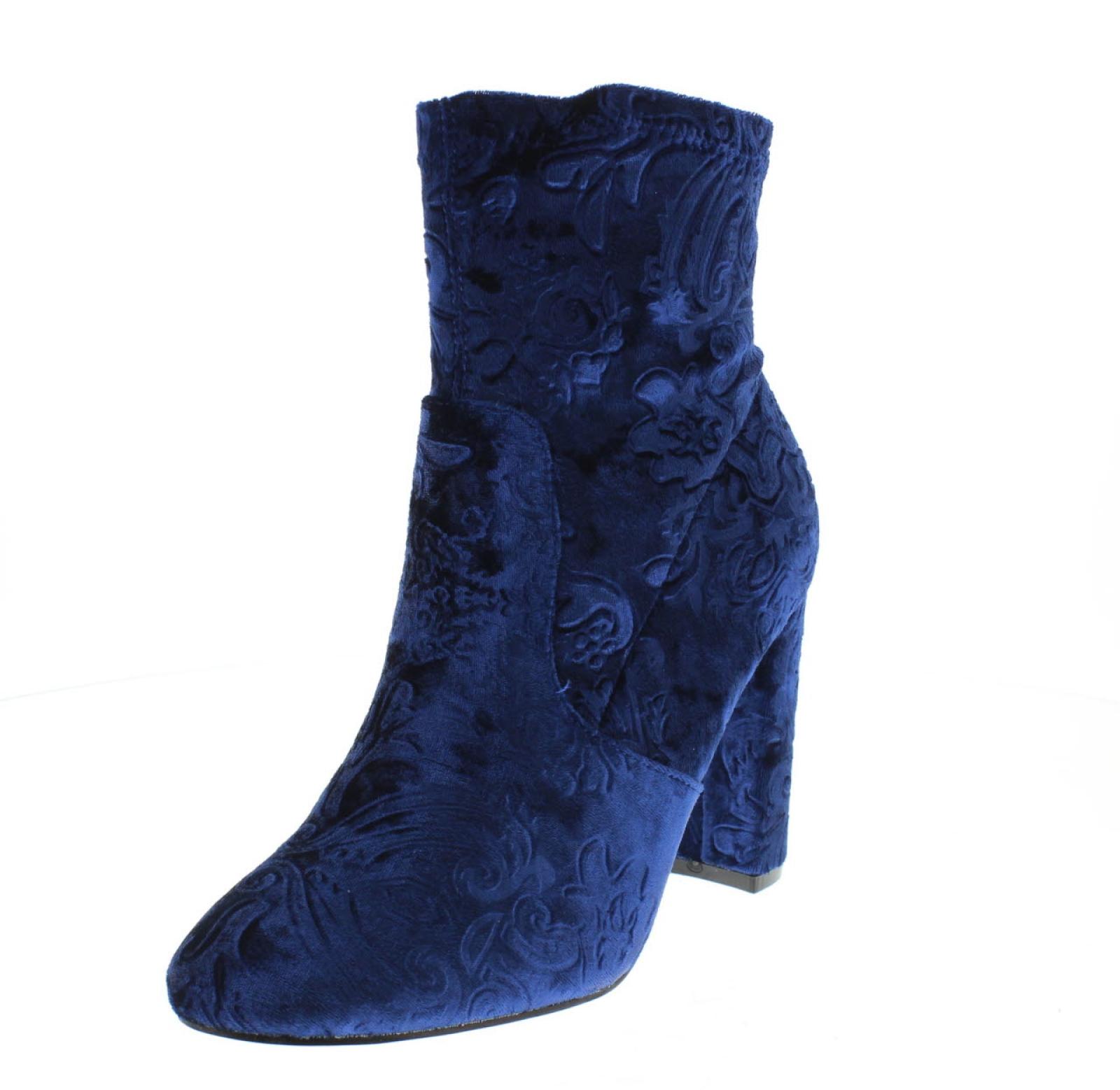 Золотое и золотисто-голубое - Донна Скарпе Тронкетти 10390₽