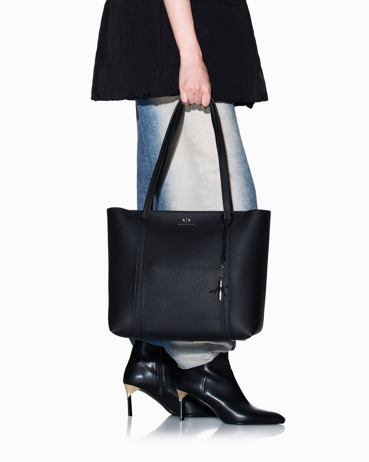 ARMANI EXCHANGE Sac à provisions avec logo Charm Femme noir Photo 4