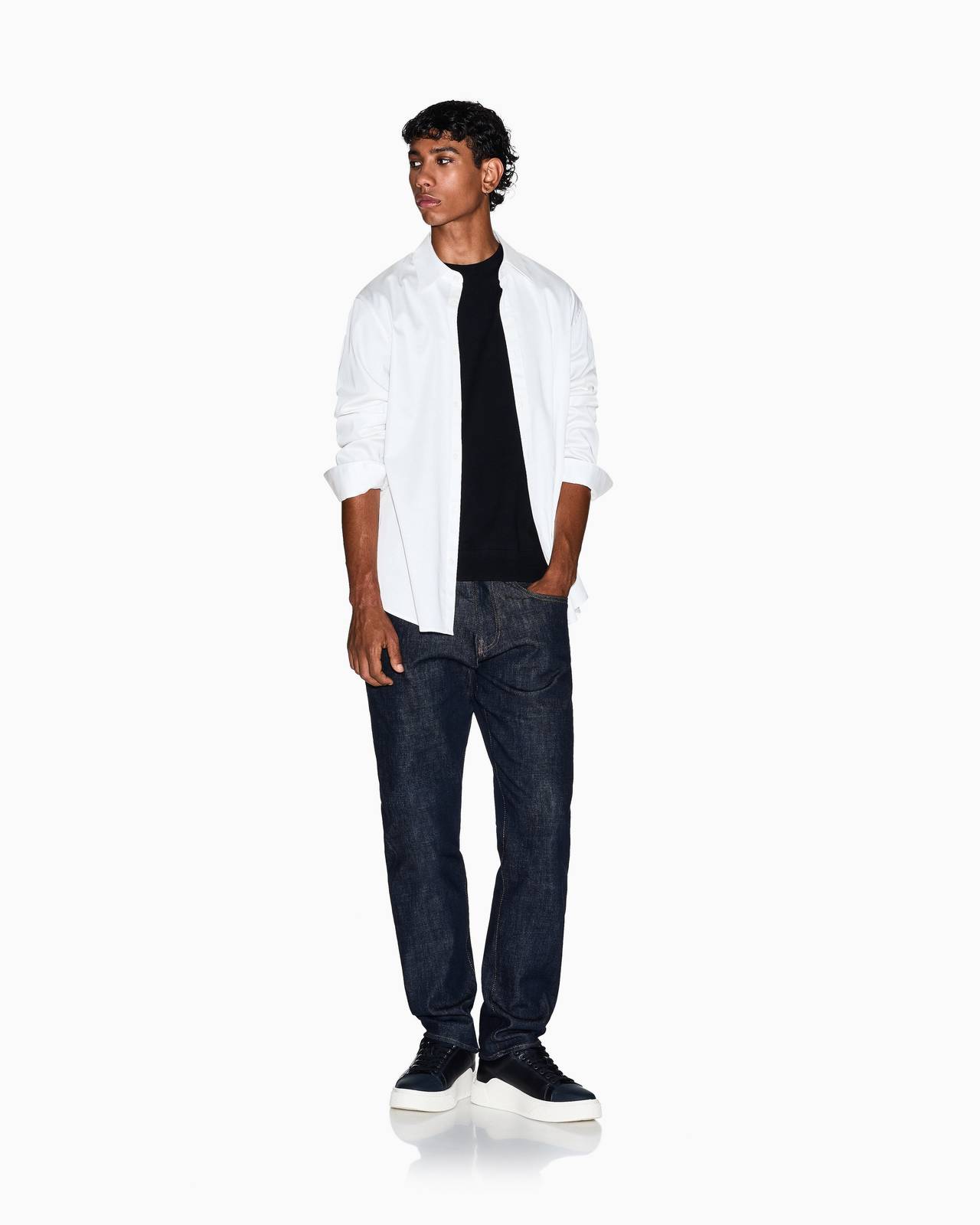 ARMANI EXCHANGE Regular plain shirt Man white Photo 2