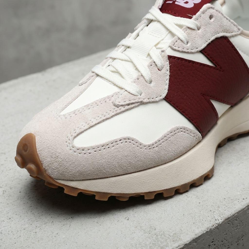 NEW BALANCE WS 327 - Sneakers in Suede Donna beige Foto 5