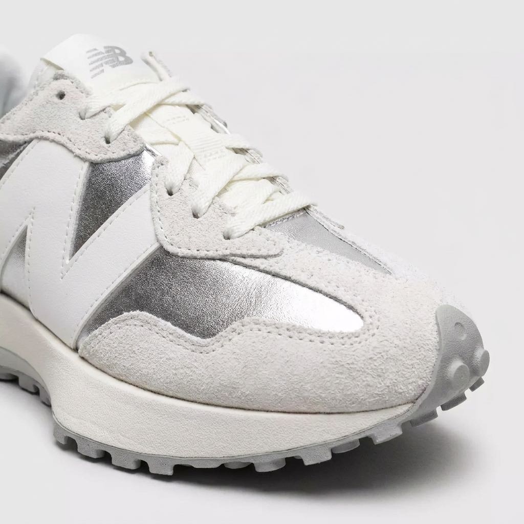 NEW BALANCE WS 327 - Sneakers in Suede Donna argento Foto 5