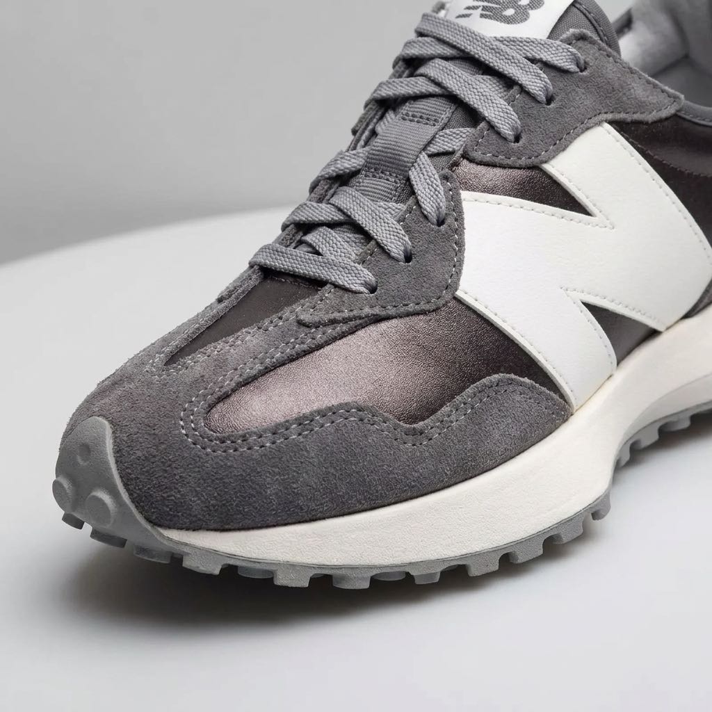 NEW BALANCE WS 327 - Sneakers in Suede Donna grigio Foto 5