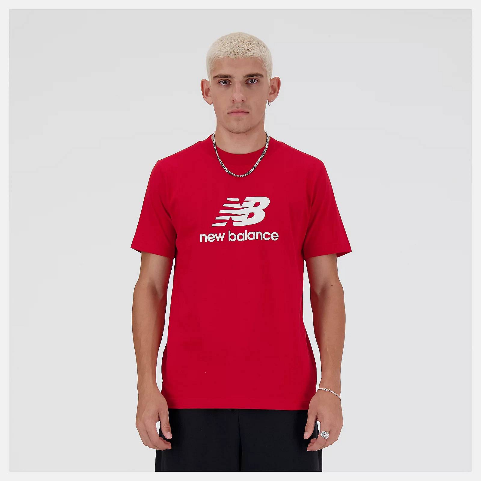 NEW BALANCE Sport Essentials Logo - Short Sleeve T-Shirt red T