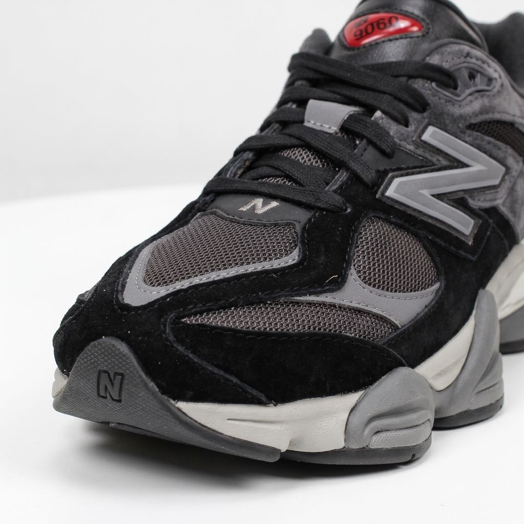 NEW BALANCE U 9060 - Suede and Mesh Sneakers Man black Photo 5