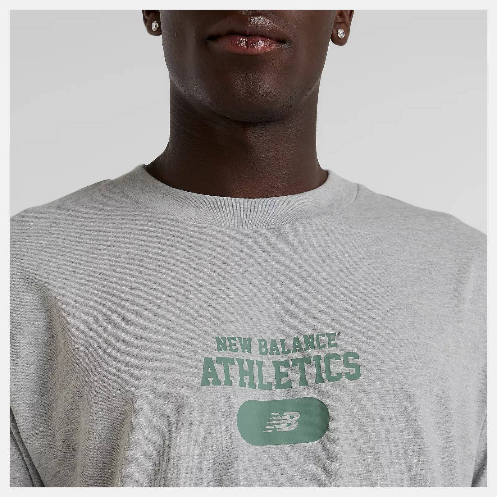 NEW BALANCE Heritage Grafik-Tee Herren grau Foto 3