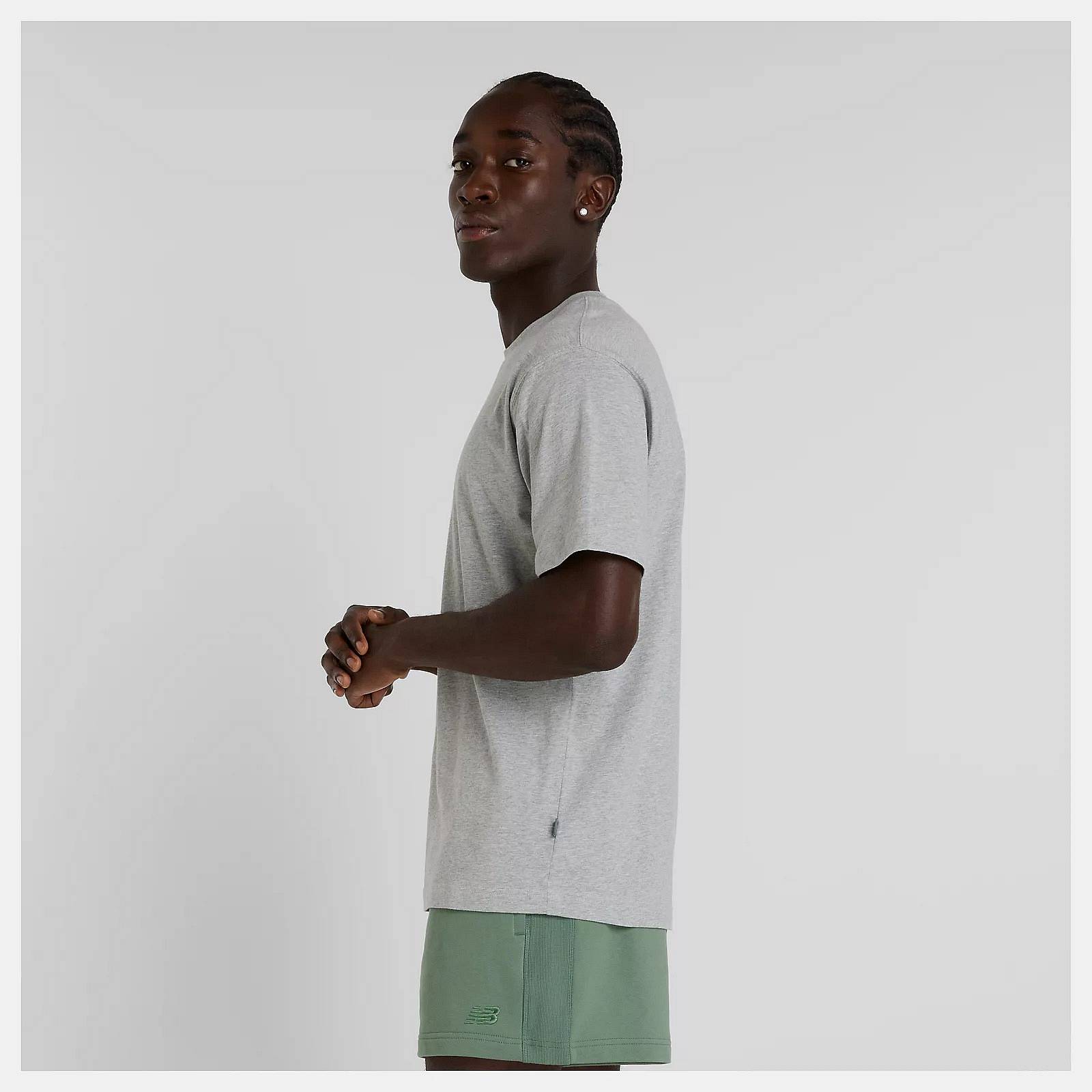 NEW BALANCE Heritage Grafik-Tee Herren grau Foto 4