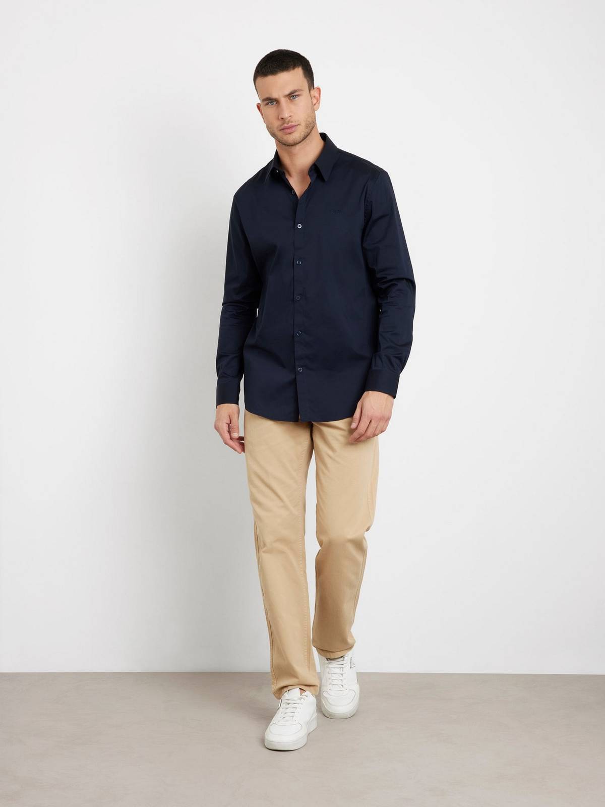 GUESS LS Sonnenuntergangshemd Herren blau Foto 4