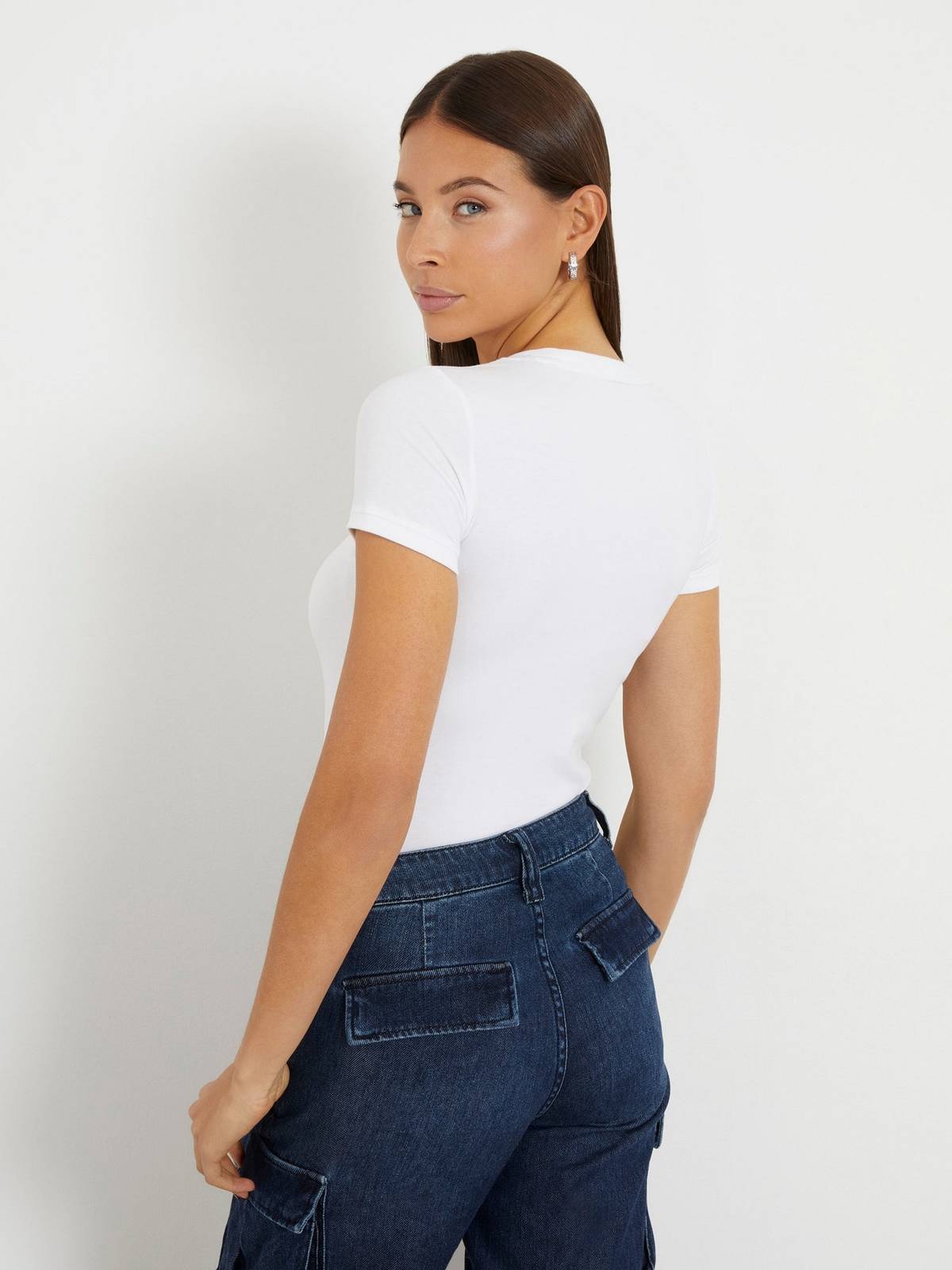 GUESS V Mini Triangle T-shirt Femme blanc Photo 3