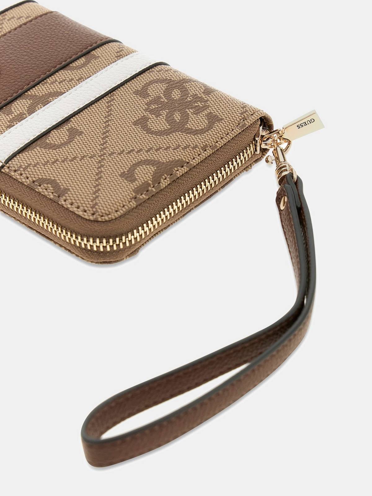 GUESS Woman brown Photo 3