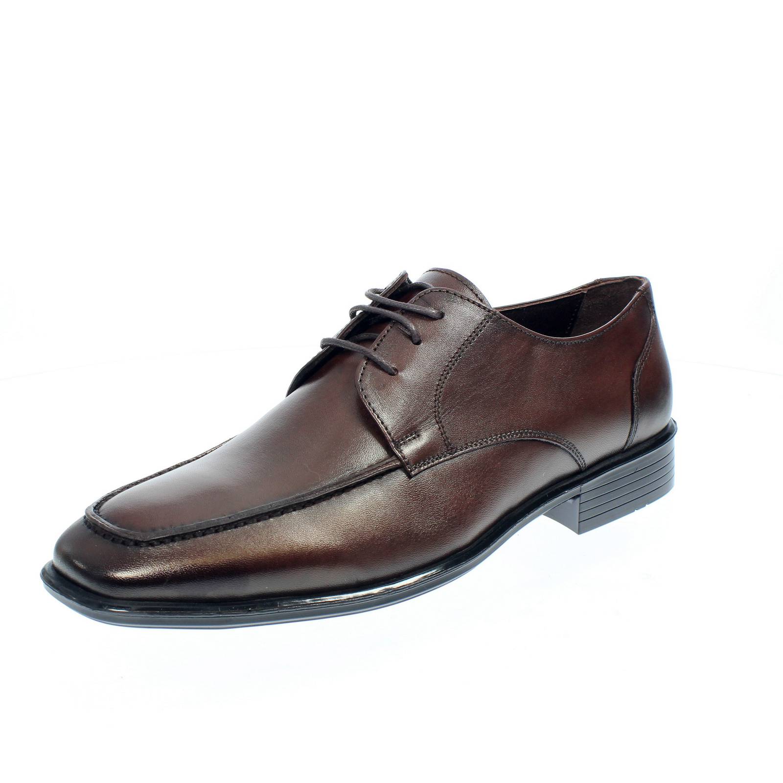 Классическое дерби Уиллбарна Стрингейта в Пелле-Марроне - Уомо Скарпе Стрингейт