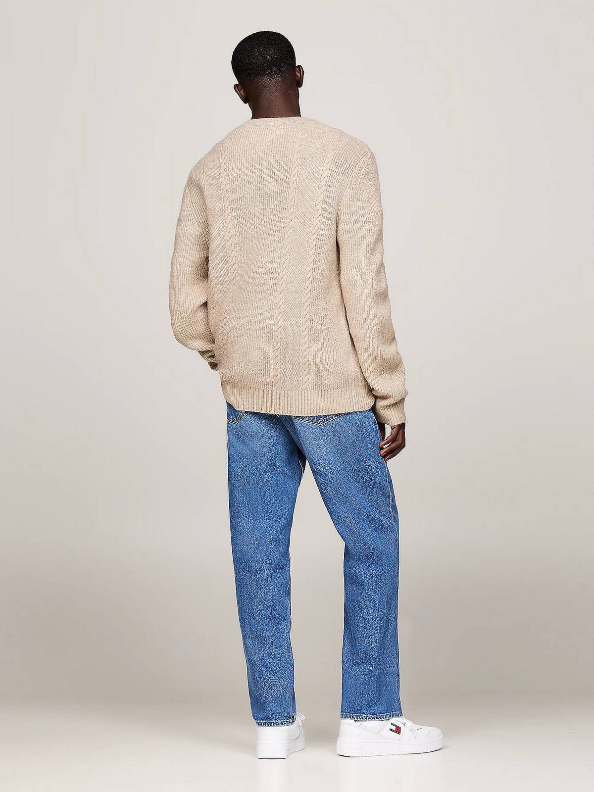 TOMMY HILFIGER Slim cable knit crew neck Man white Photo 3
