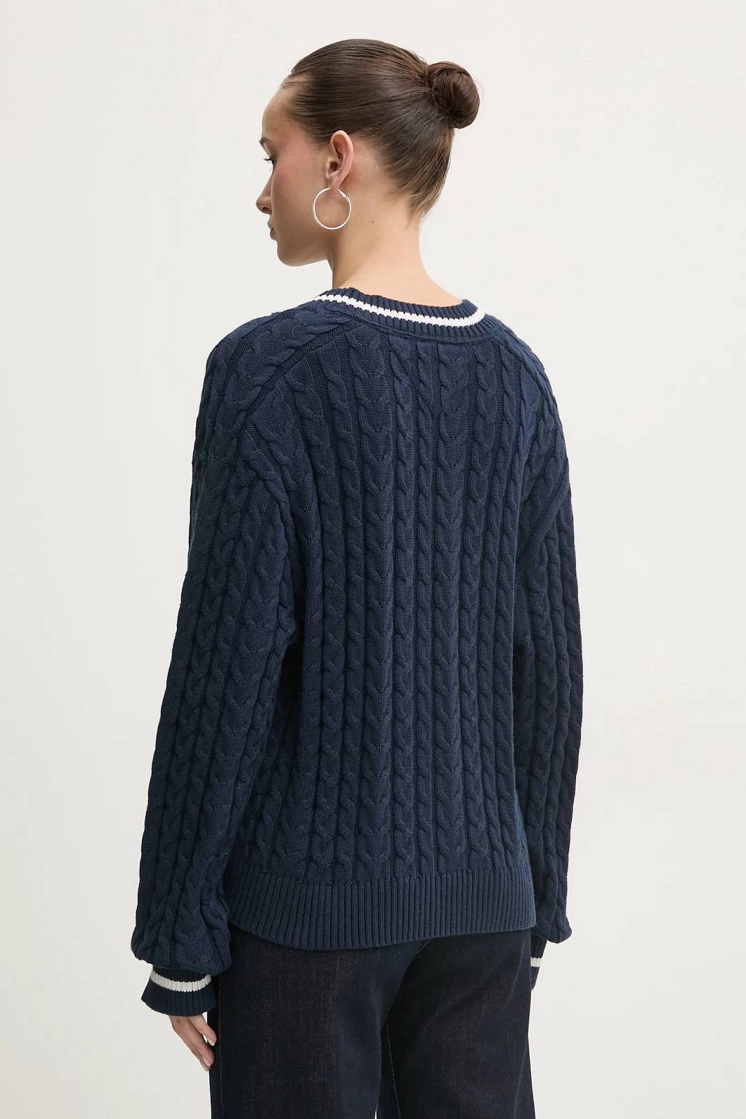 TOMMY HILFIGER Badge cable V-neck sweater Woman blue Photo 2