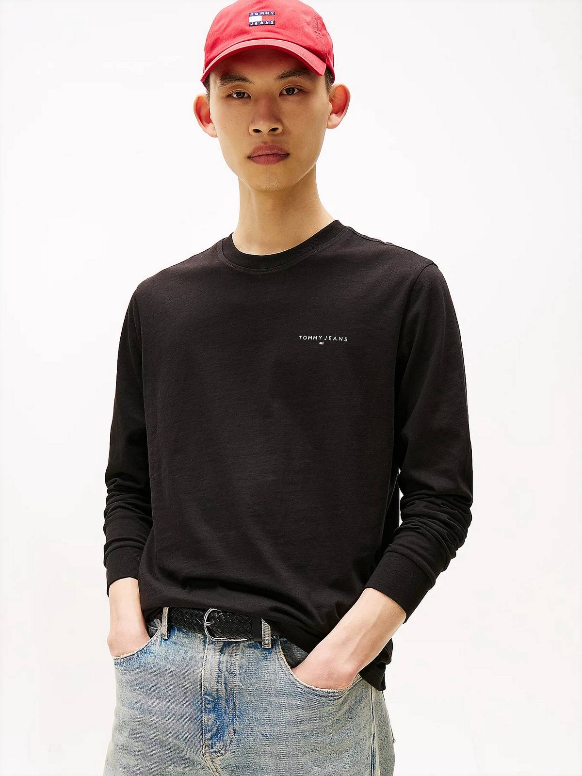 TOMMY HILFIGER Long Sleeve Tee Man black Photo 2