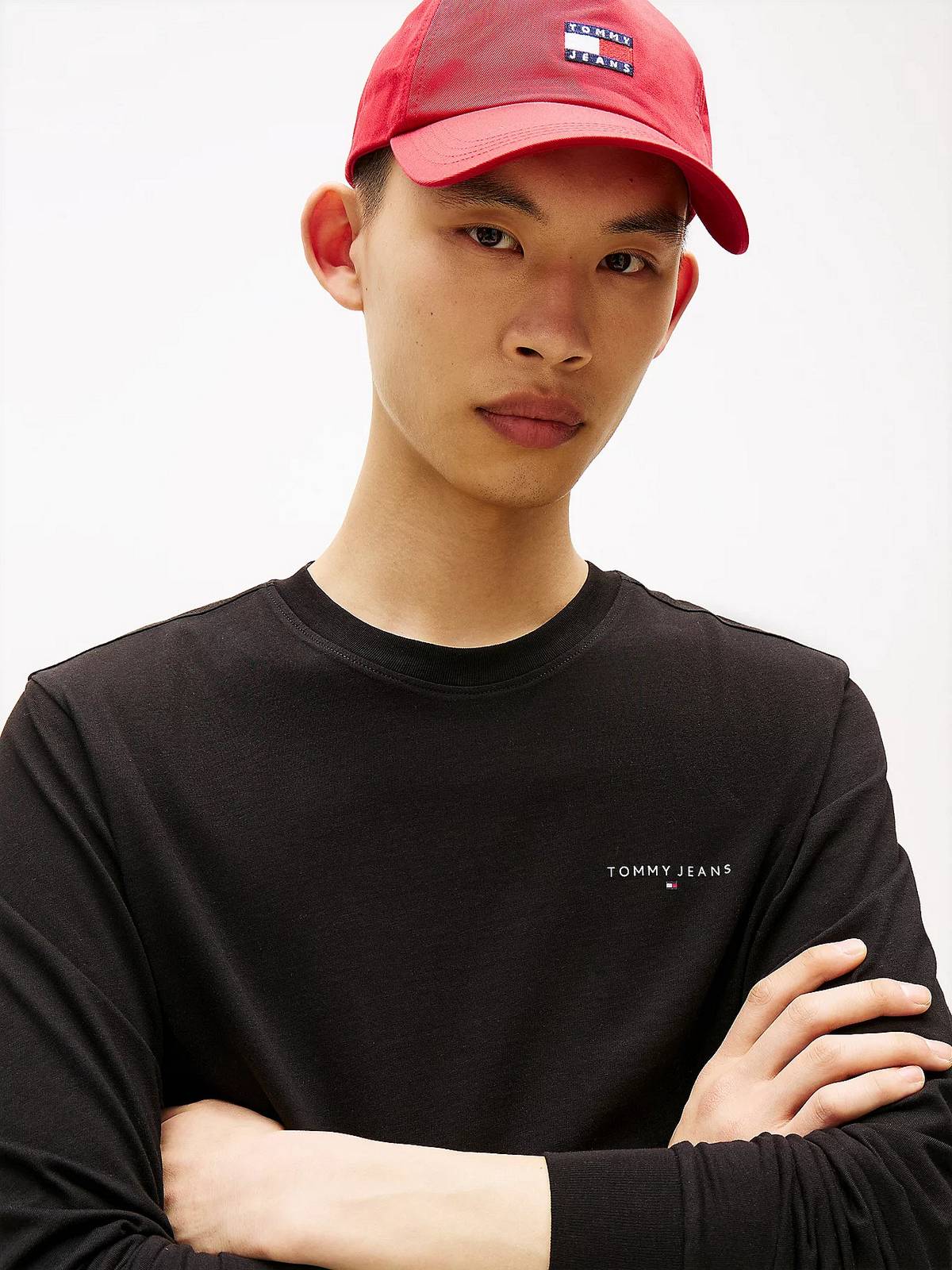 TOMMY HILFIGER Long Sleeve Tee Man black Photo 3