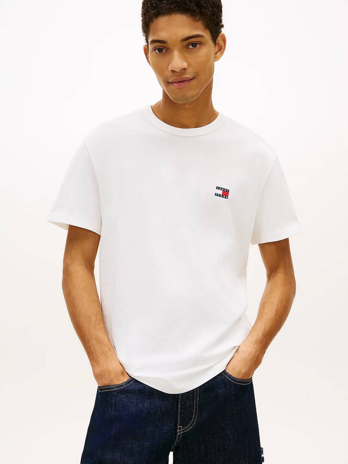TOMMY HILFIGER Tee reg badge Man white Photo 2