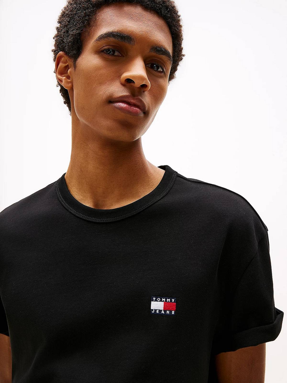 TOMMY HILFIGER Tee reg badge Man black Photo 3
