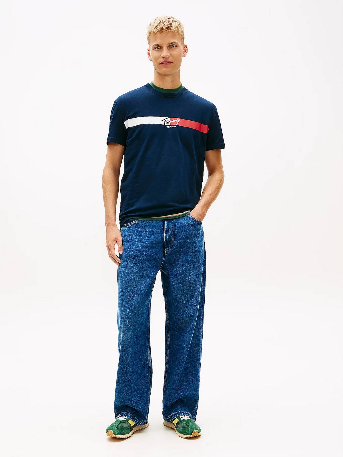TOMMY HILFIGER Tee reg signature stripe Man blue Photo 4