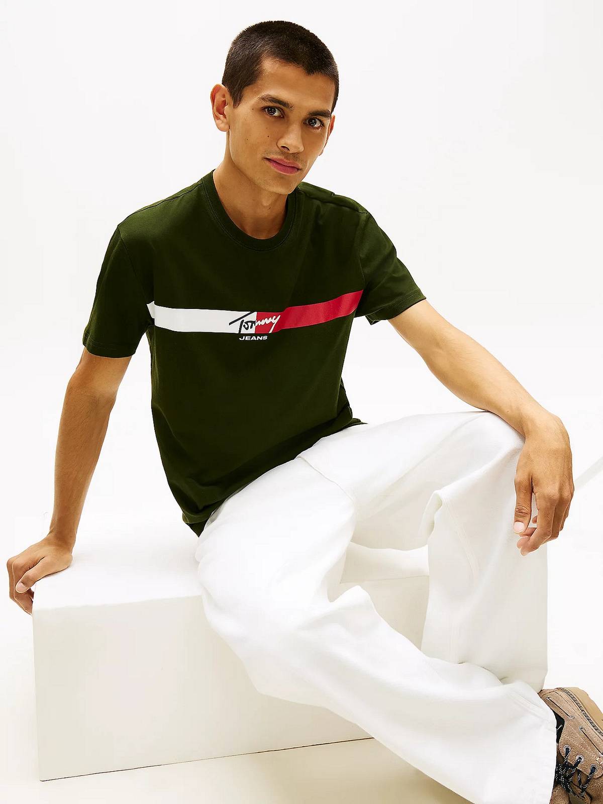 TOMMY HILFIGER Tee reg signature stripe Man green Photo 3