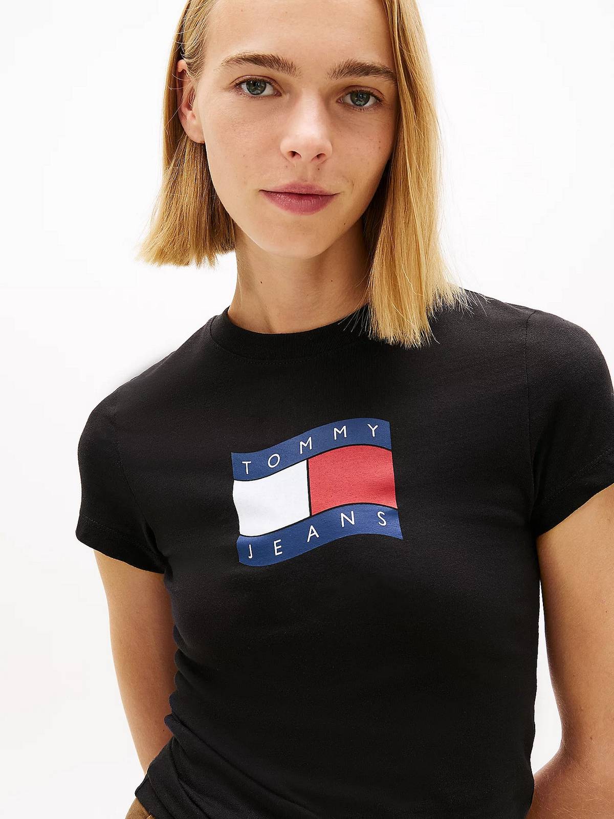 TOMMY HILFIGER Slim wavy flag tee Woman black Photo 3