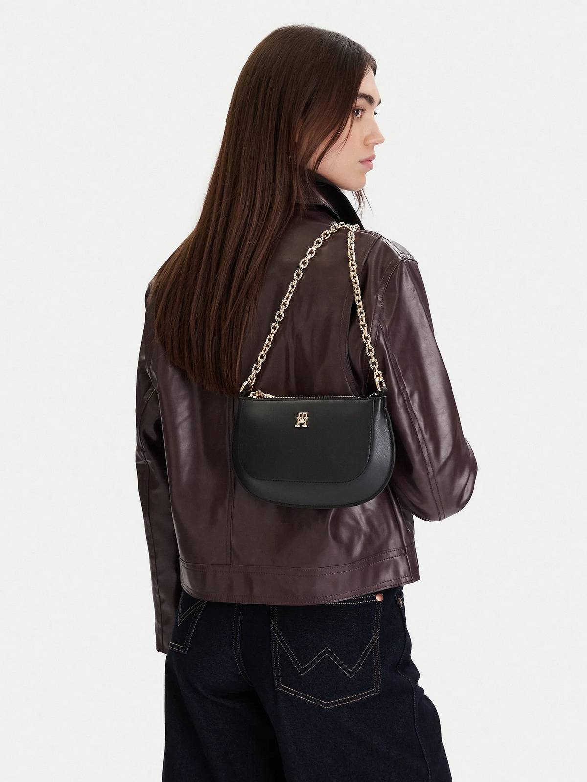 TOMMY HILFIGER TH Glam mini chain crossover Woman black Photo 5